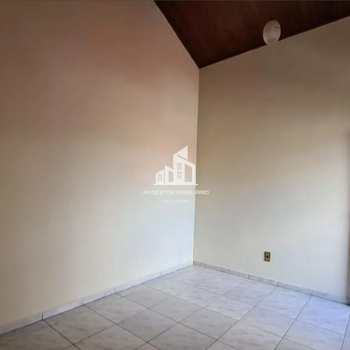 Casa em Sorocaba, bairro Vila Nova Sorocaba