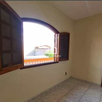 Casa em Sorocaba, bairro Vila Nova Sorocaba