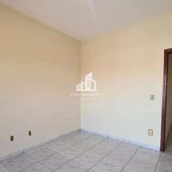 Casa em Sorocaba, bairro Vila Nova Sorocaba