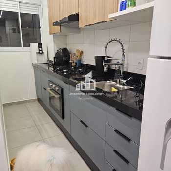Apartamento em Sorocaba, bairro Vila Fiori