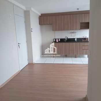 Apartamento em Votorantim, bairro Jardim Araújo
