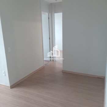 Apartamento em Votorantim, bairro Jardim Araújo