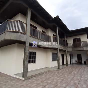 Sobrado em Praia Grande, bairro Flórida