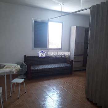 Kitnet em Praia Grande, bairro Maracanã