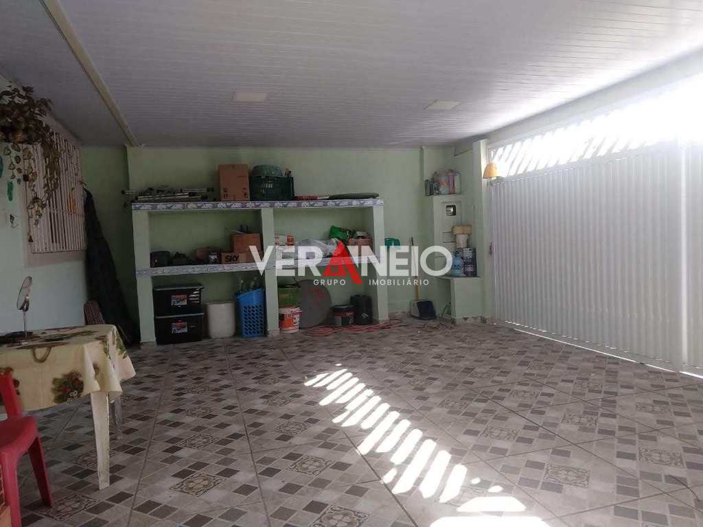 Casa em Praia Grande, no bairro Guilhermina