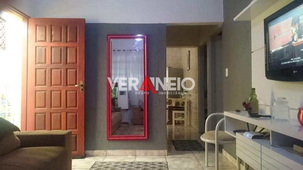 Casa em Praia Grande, no bairro Guilhermina