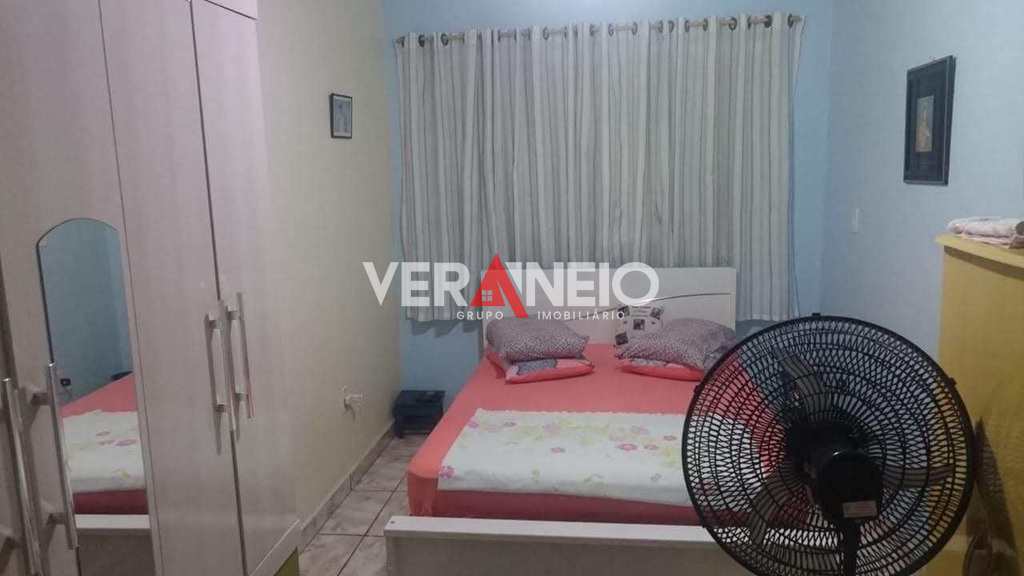 Casa em Praia Grande, no bairro Guilhermina