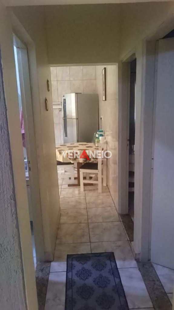 Casa em Praia Grande, no bairro Guilhermina