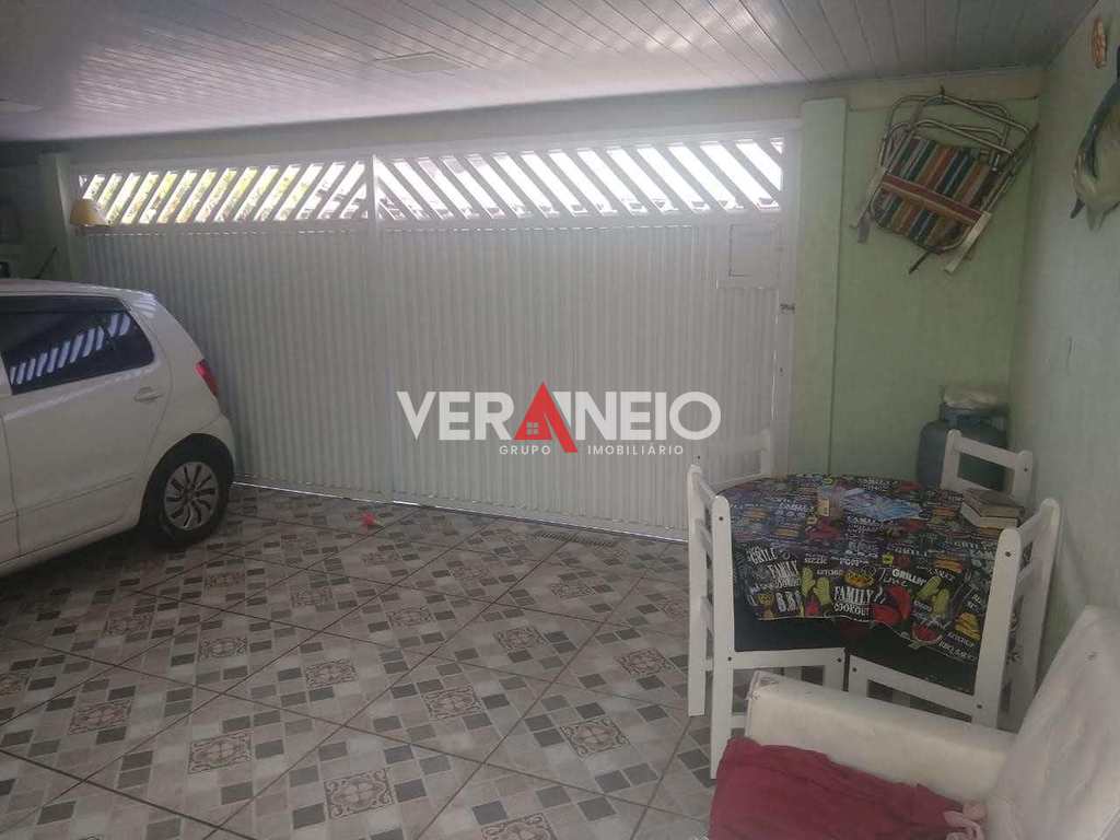 Casa em Praia Grande, no bairro Guilhermina