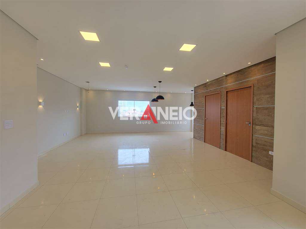 Apartamento em Praia Grande, no bairro Maracanã