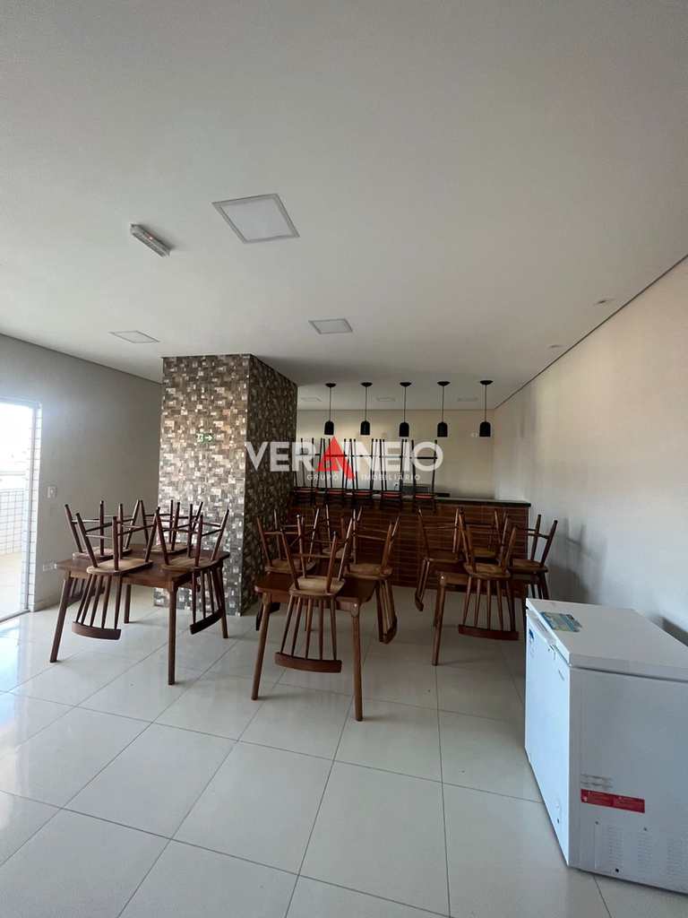 Apartamento em Praia Grande, no bairro Maracanã
