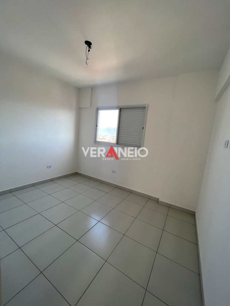 Apartamento em Praia Grande, no bairro Maracanã