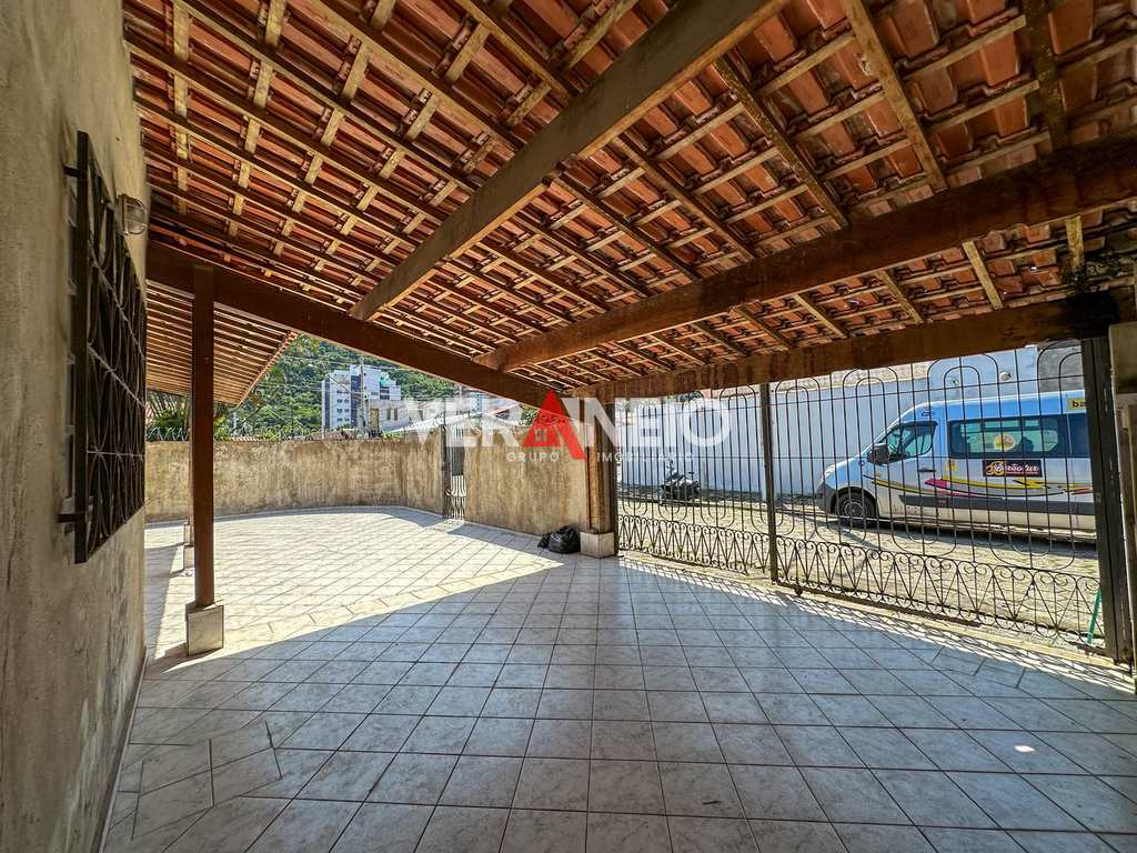 Casa em Praia Grande, no bairro Canto do Forte