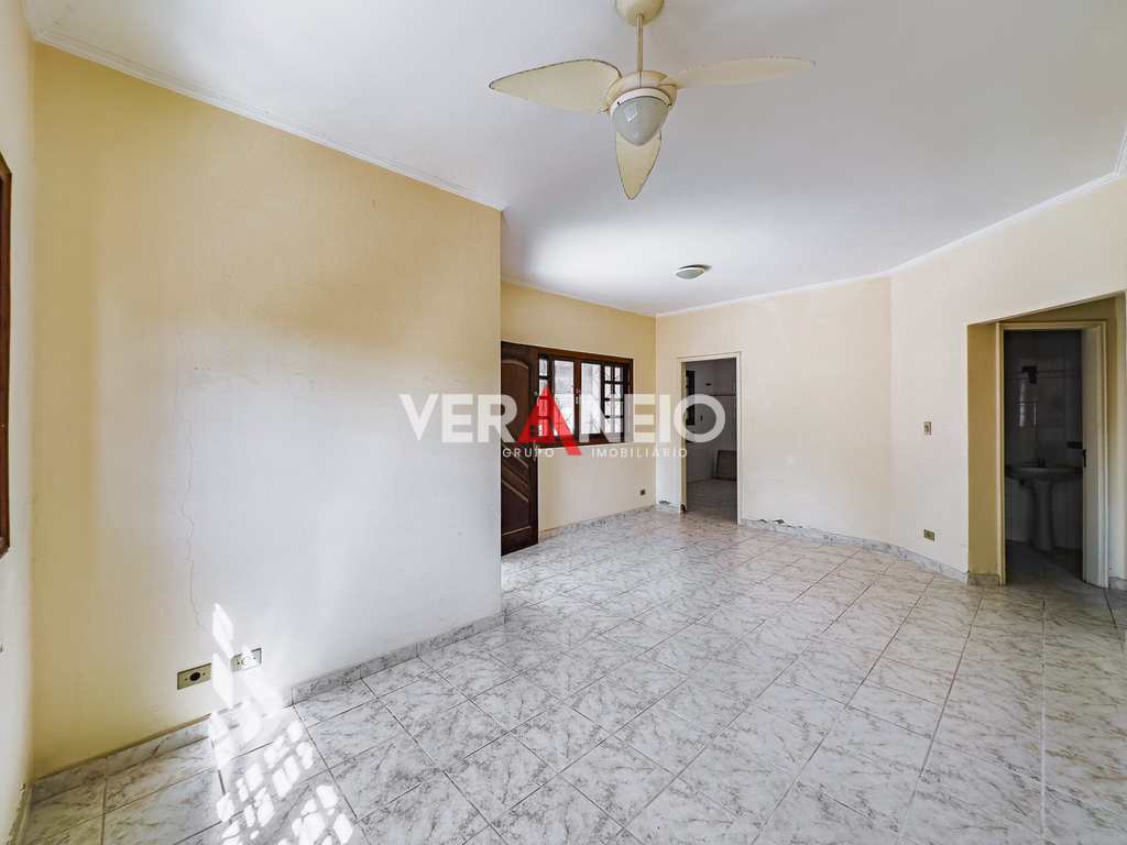 Casa em Praia Grande, no bairro Canto do Forte
