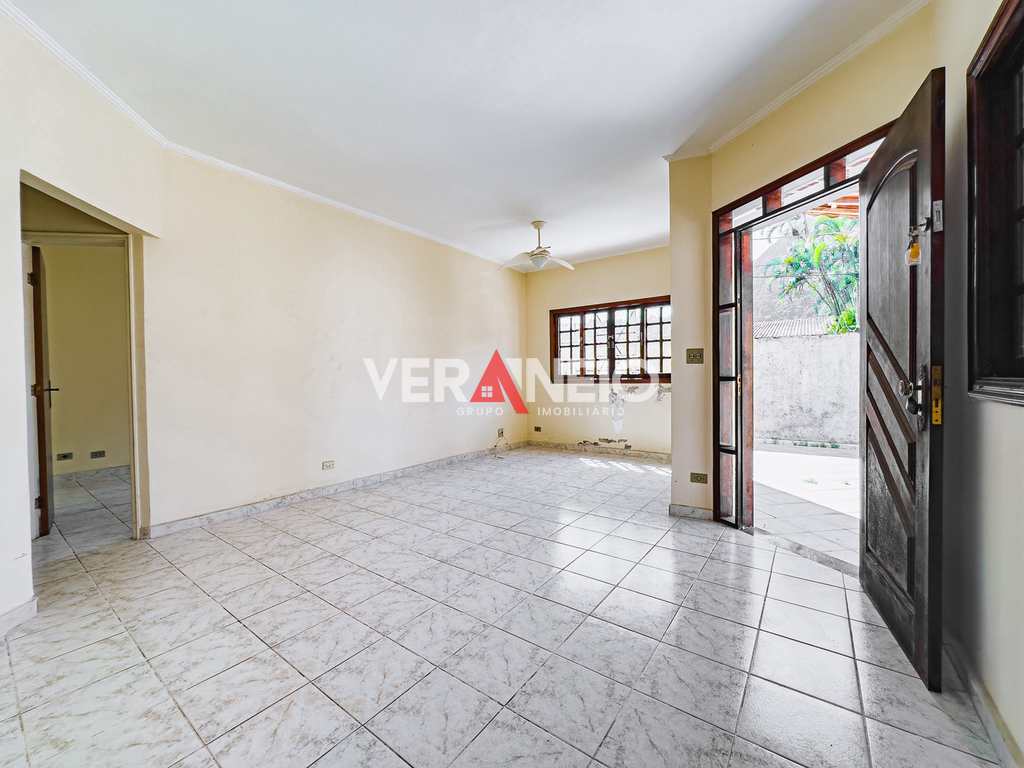 Casa em Praia Grande, no bairro Canto do Forte