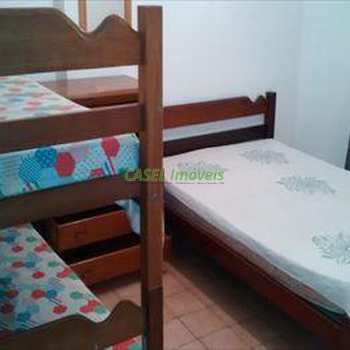 Apartamento em Praia Grande, bairro Guilhermina