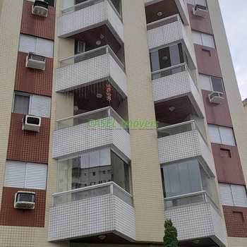 Apartamento em Praia Grande, bairro Guilhermina