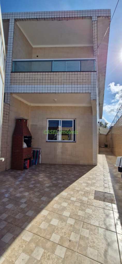 Sobrado em Praia Grande, no bairro Caiçara