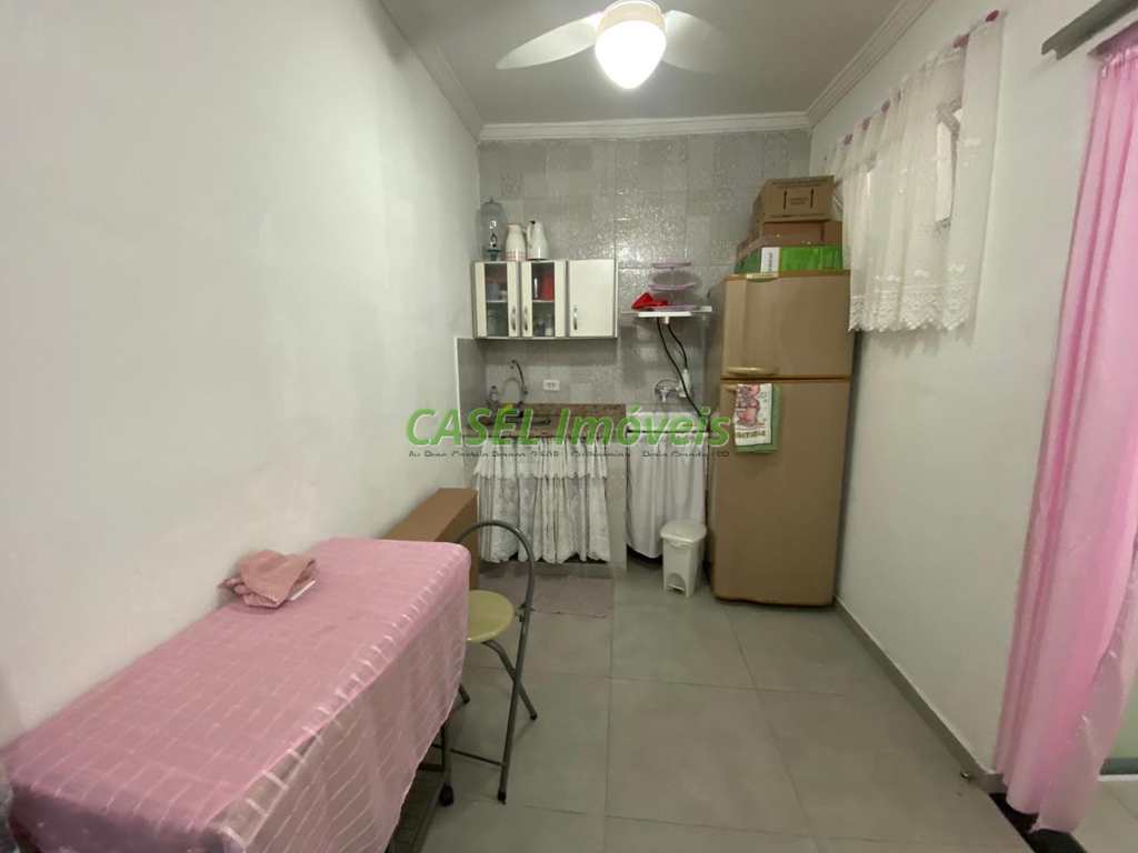 Casa Comercial em Praia Grande, no bairro Guilhermina