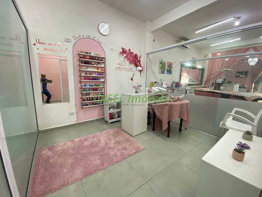 Casa Comercial em Praia Grande, no bairro Guilhermina