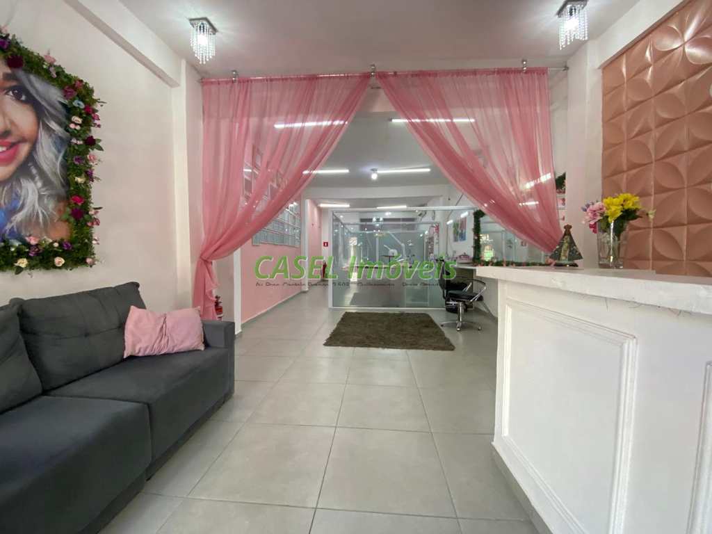 Casa Comercial em Praia Grande, no bairro Guilhermina