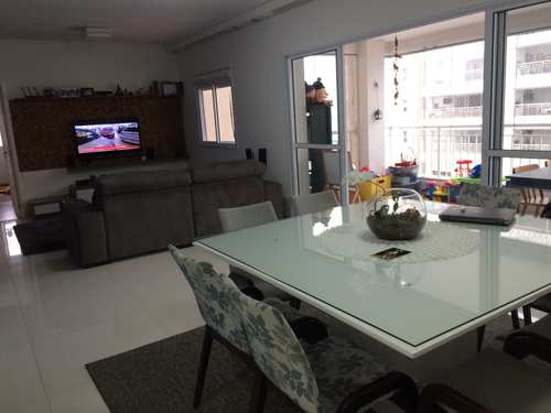 Apartamento, código 375 em Santana de Parnaíba, bairro Tamboré