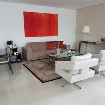 Casa de Condomínio em Santana de Parnaíba, bairro Alphaville
