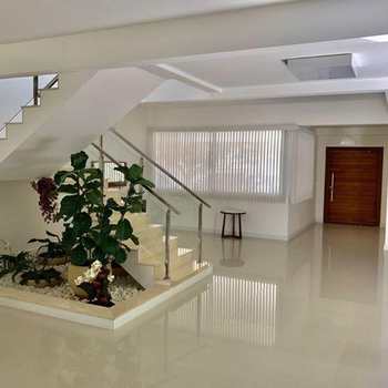 Casa de Condomínio em Santana de Parnaíba, bairro Alphaville