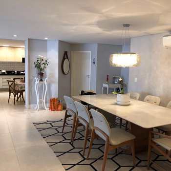 Apartamento em Barueri, bairro Alphaville
