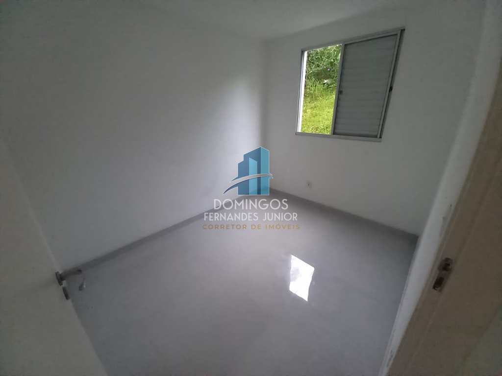 Apartamento em São Paulo, no bairro Guaianases