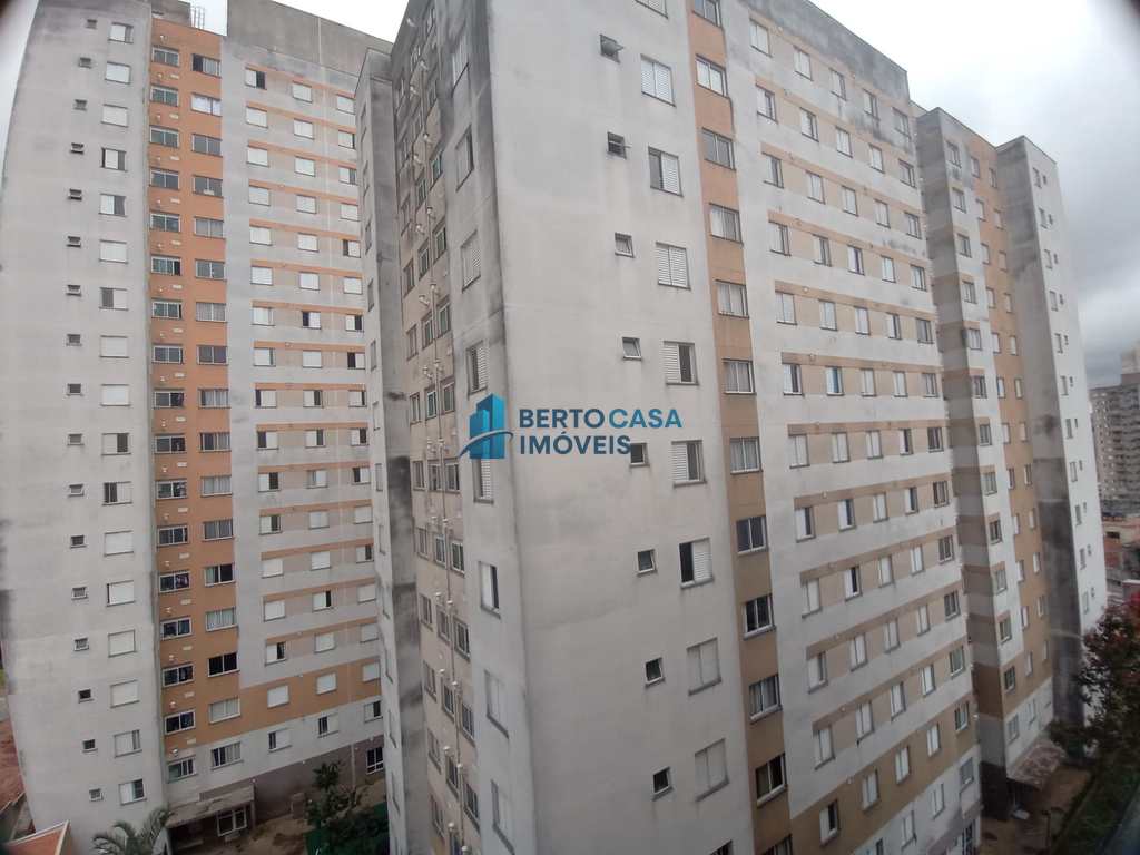 Apartamento em São Paulo, no bairro Itaquera