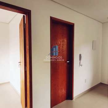 Apartamento em São Paulo, bairro Itaquera