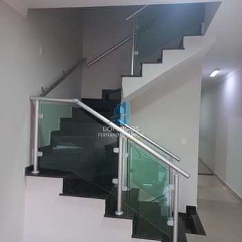 Sobrado em São Paulo, bairro Itaquera