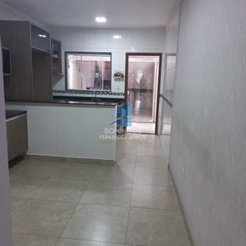 Sobrado em São Paulo, bairro Itaquera