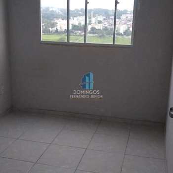 Apartamento em São Paulo, bairro Guaianases