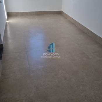 Apartamento em São Paulo, bairro Itaquera