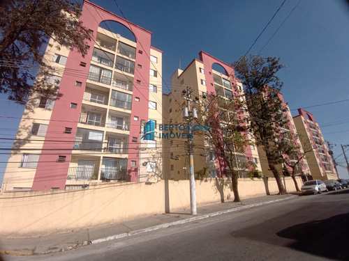 Apartamento, código 166 em São Paulo, bairro Itaquera