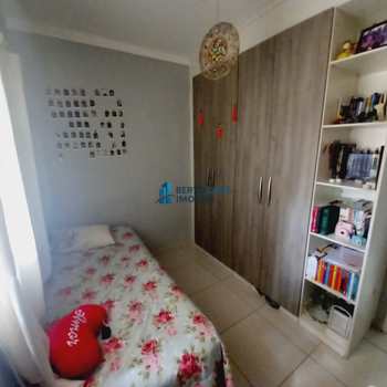 Sobrado de Condomínio em São Paulo, bairro Itaquera