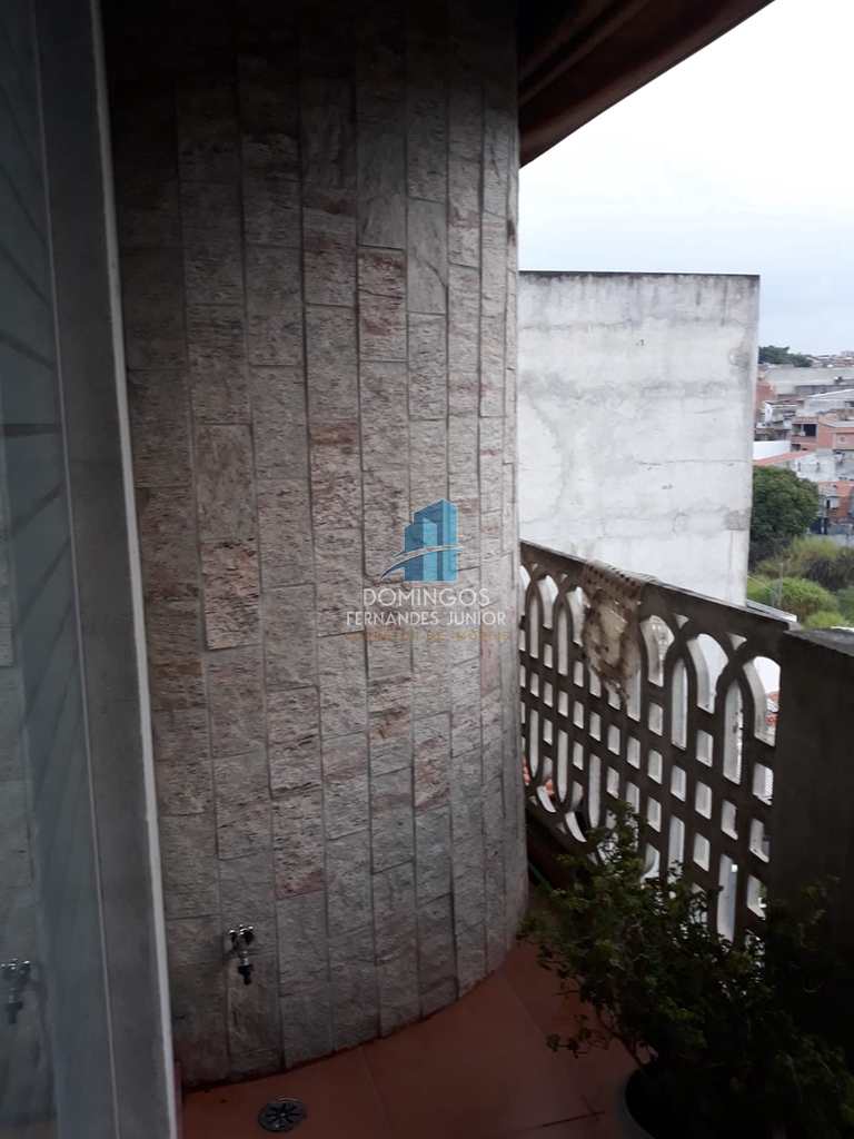 Sobrado em São Paulo, no bairro Parque Savoy City
