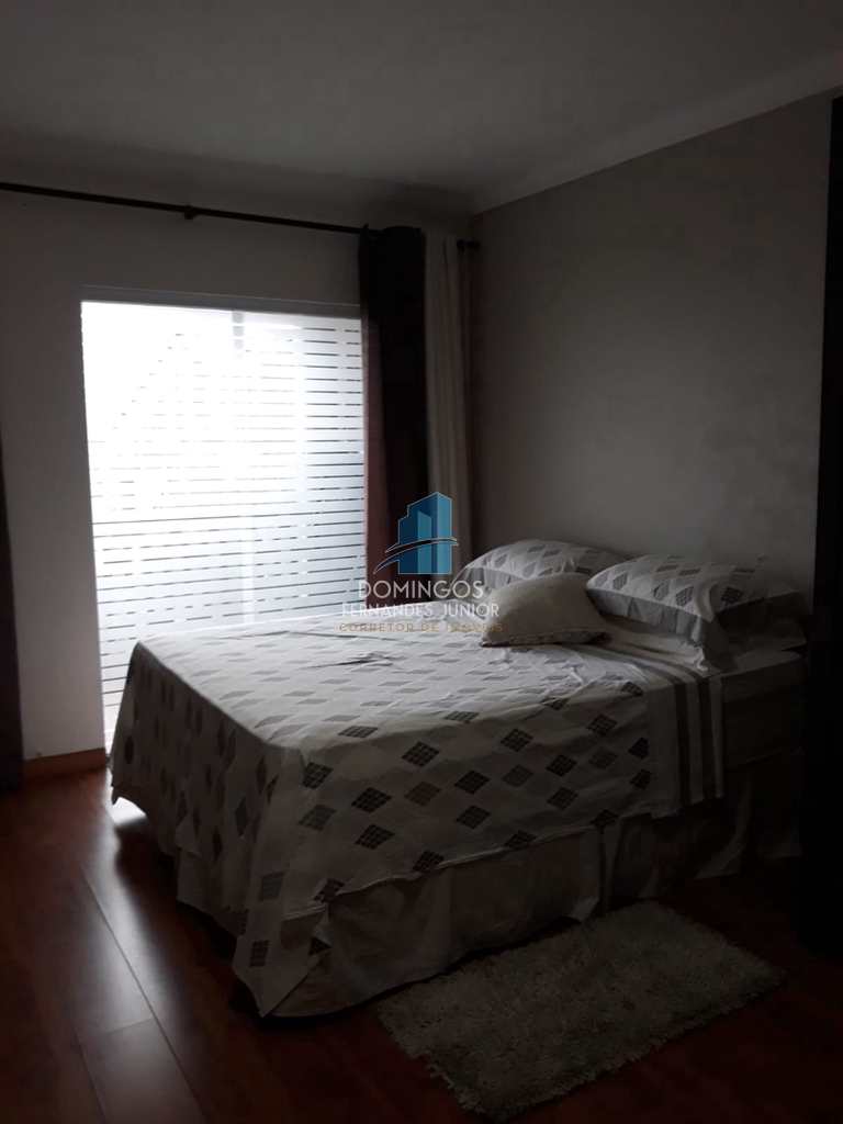 Sobrado em São Paulo, no bairro Parque Savoy City