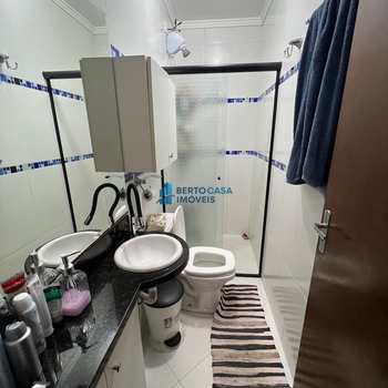 Sobrado de Condomínio em São Paulo, bairro Itaquera