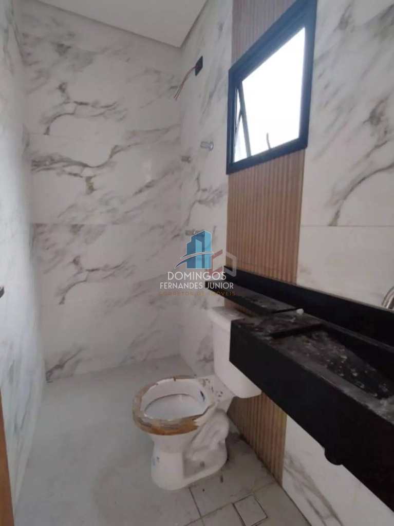 Sobrado em São Paulo, no bairro Artur Alvim