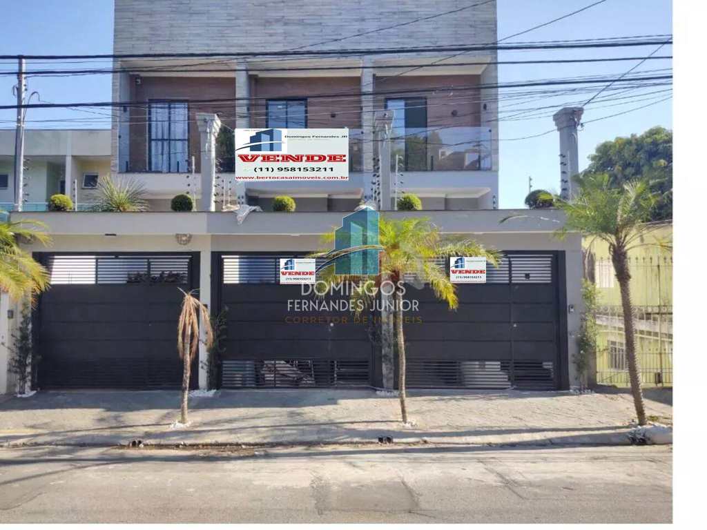 Sobrado em São Paulo, no bairro Artur Alvim