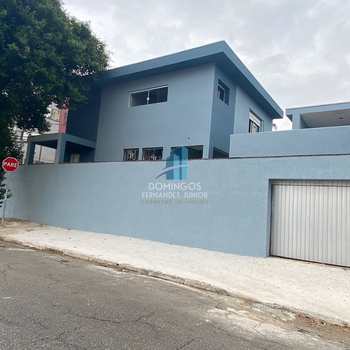 Sobrado em São Paulo, bairro Itaquera