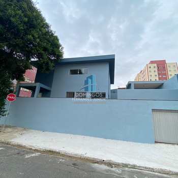 Sobrado em São Paulo, bairro Itaquera