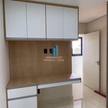 Apartamento em São Paulo, bairro Itaquera