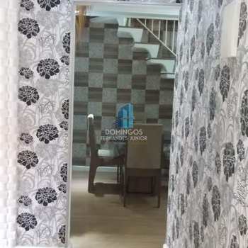 Sobrado em São Paulo, bairro Guaianases