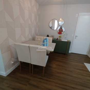 Apartamento em São Paulo, bairro Cidade Líder