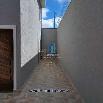 Sobrado em São Paulo, bairro Guaianases