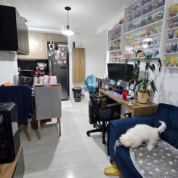 Apartamento em São Paulo, bairro Jardim Helian